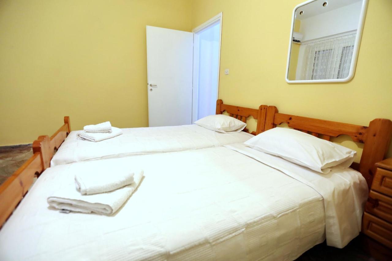 Maria Apartments Asíni エクステリア 写真