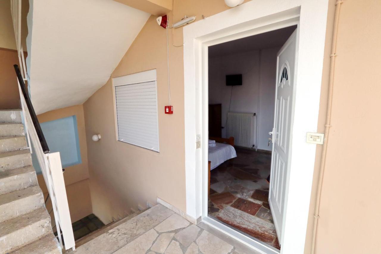 Maria Apartments Asíni エクステリア 写真